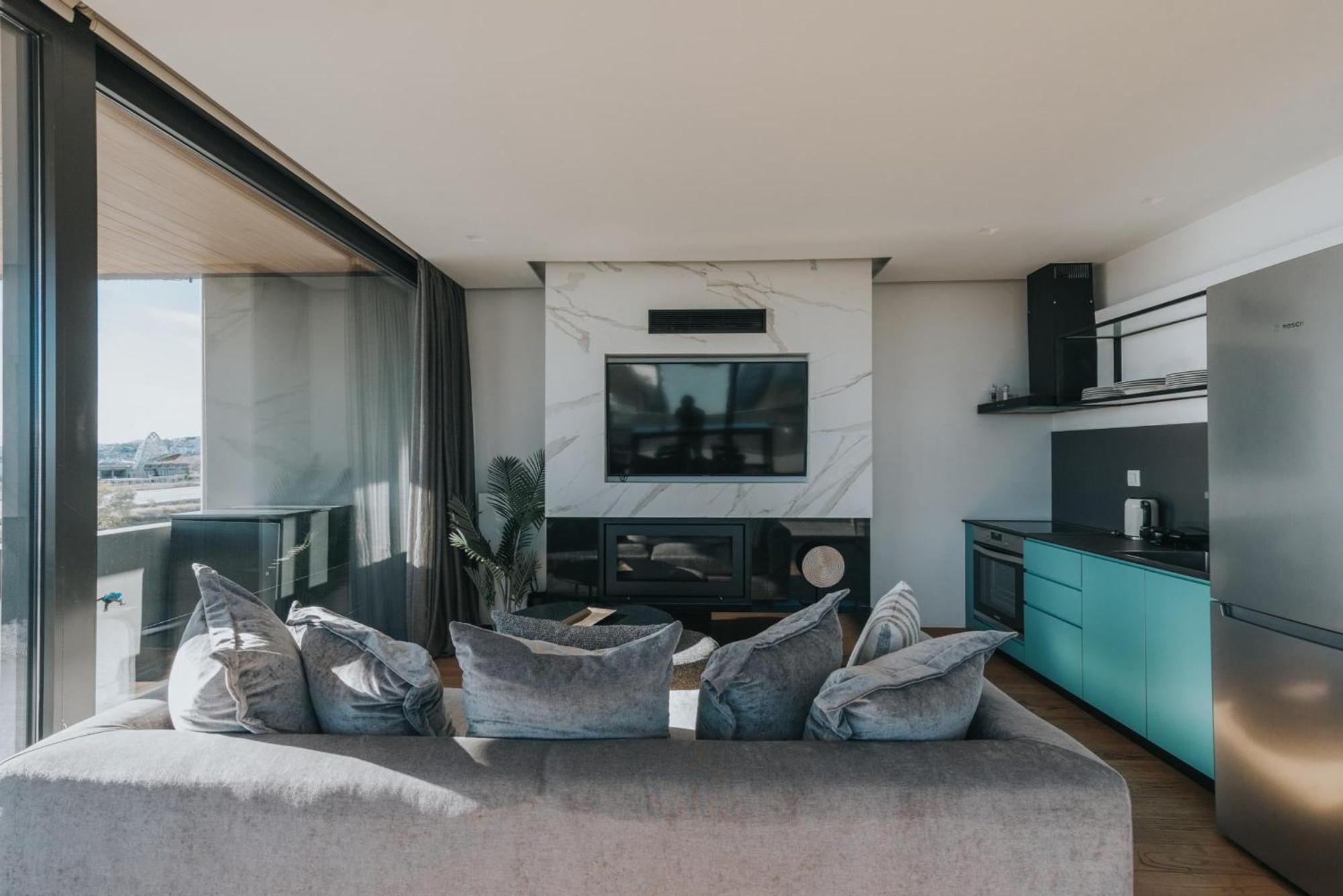 Earth Boutique Apartments Next To Stavros Niarchos 雅典 外观 照片